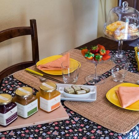 Giannetti Bed & Breakfast Poggio alle Mura Екстер'єр фото