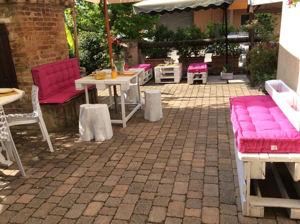 Giannetti Bed & Breakfast Poggio alle Mura Екстер'єр фото